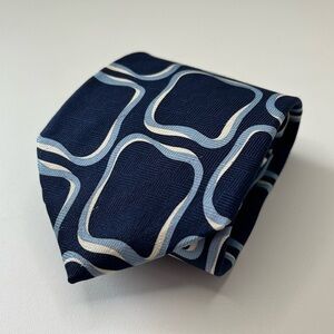 Hugo Boss 100% Italian Silk Navy Blue Tie With Cream Beige Print